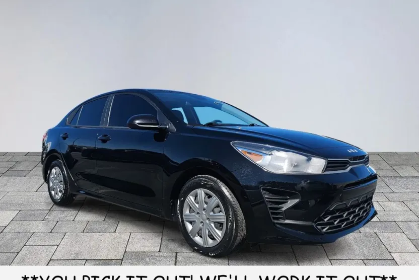 2023 Kia Rio LX photo 1