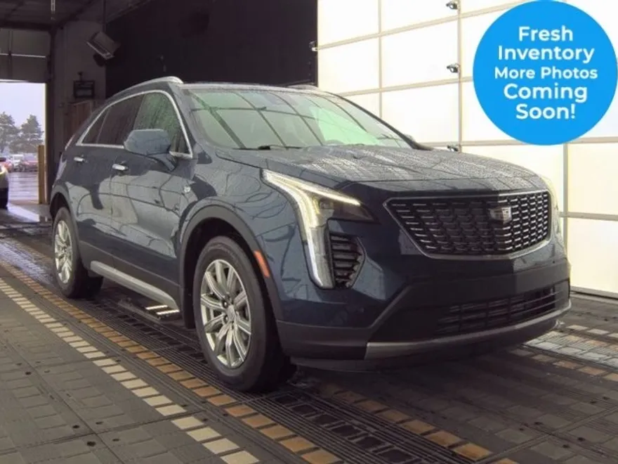2020 Cadillac XT4 Premium Luxury photo 1