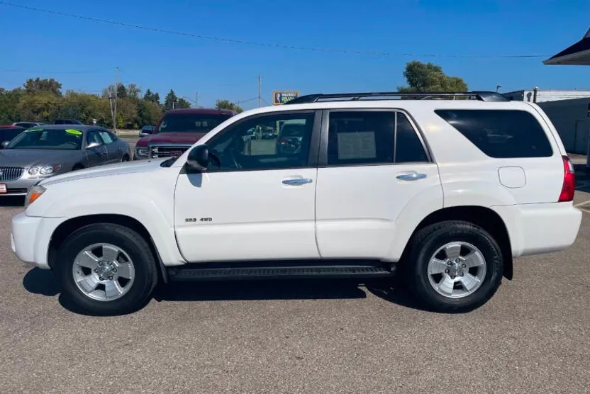 2008 Toyota 4Runner SR5 photo 1