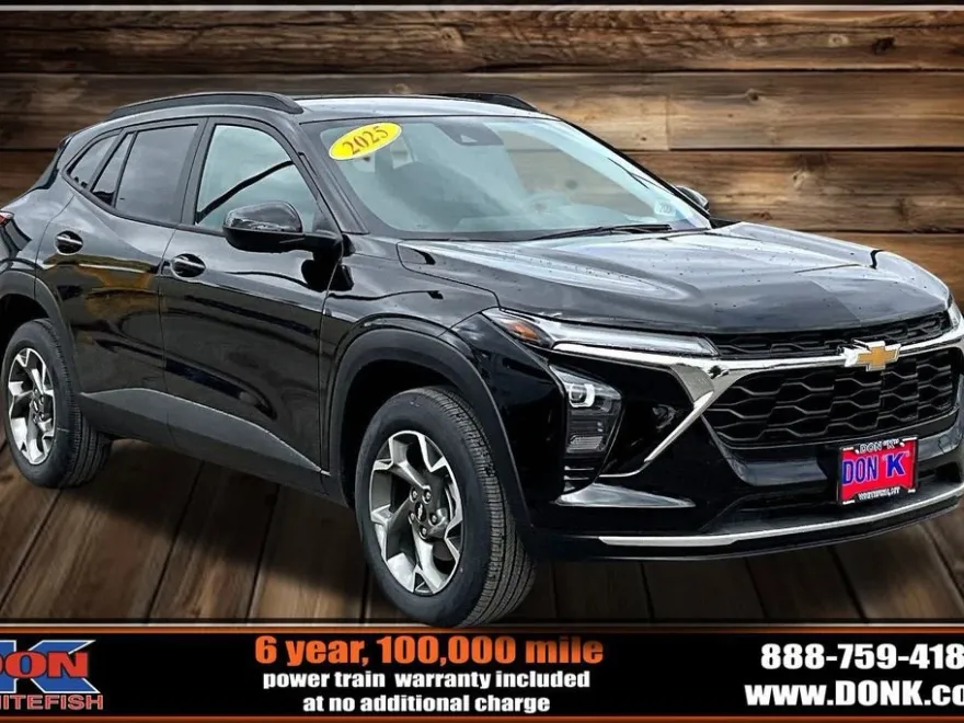 2025 Chevrolet Trax LT photo 1
