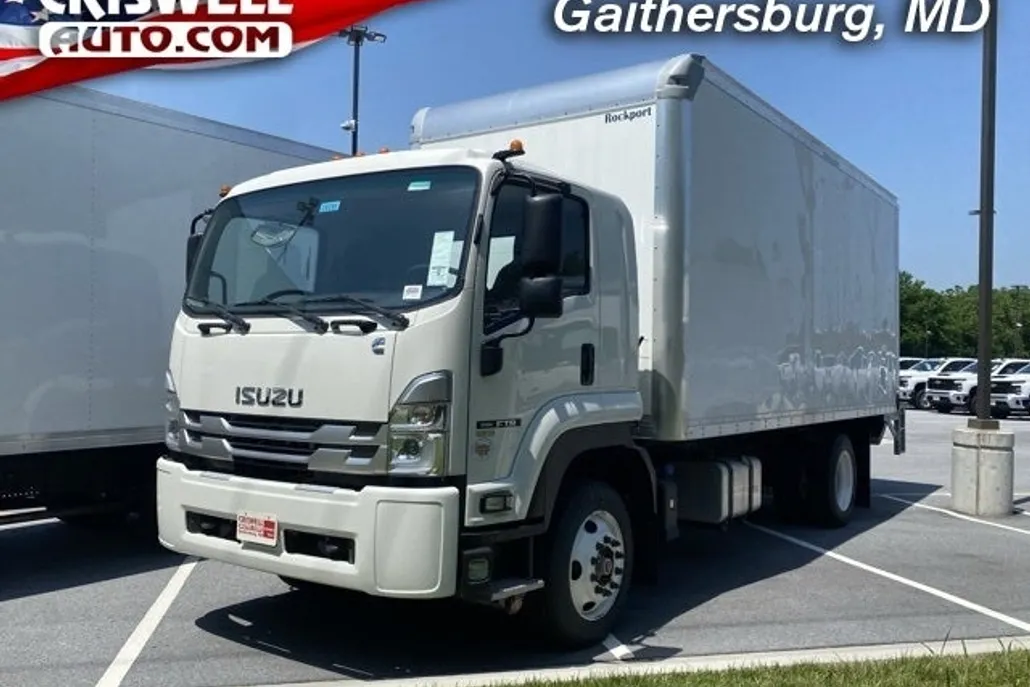 2025 Isuzu FTR photo 1