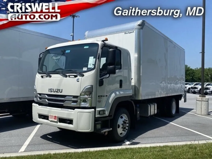 2025 Isuzu FTR photo 1