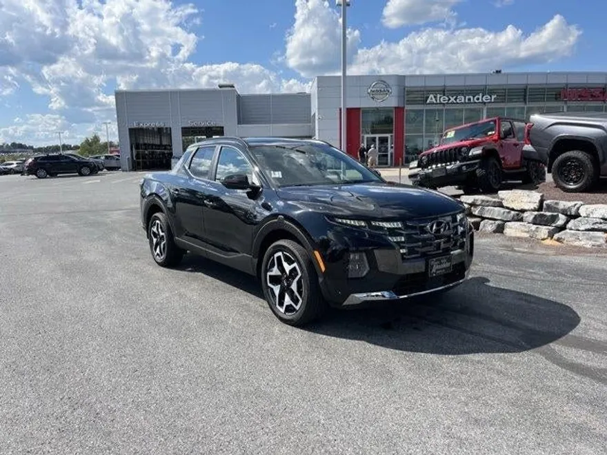 2024 Hyundai Santa Cruz Limited photo 1