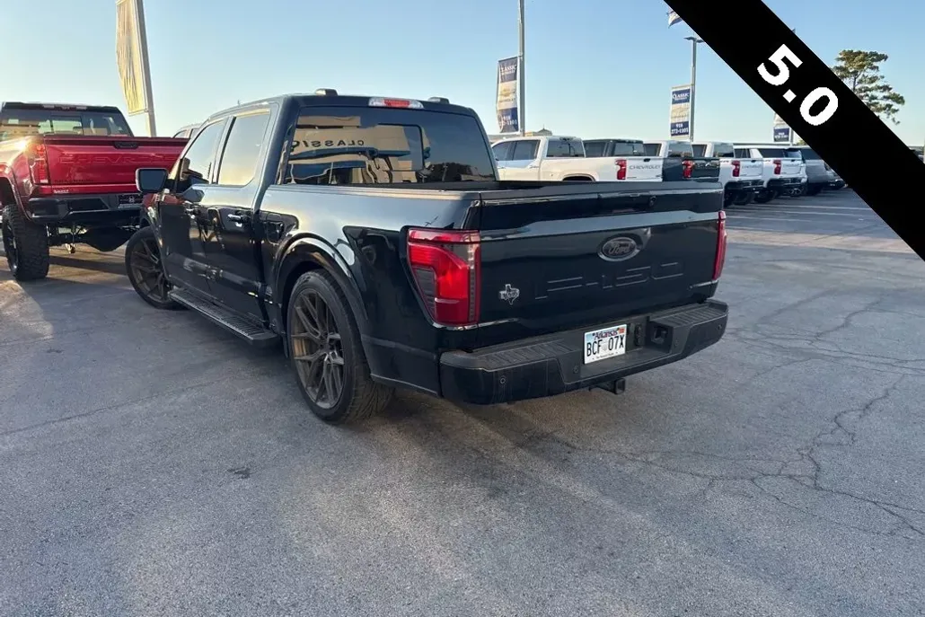 2024 Ford F-150 XLT photo 1