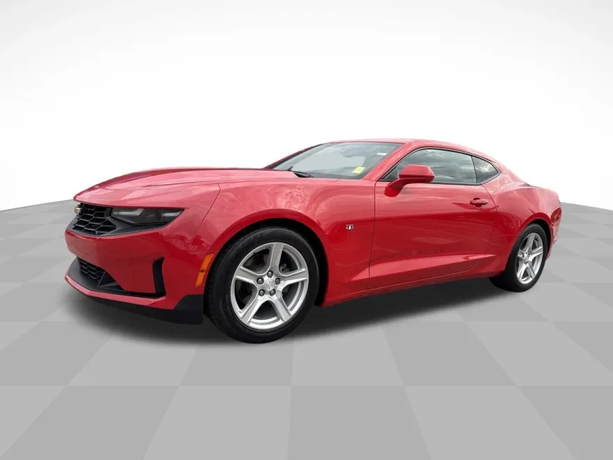 2021 Chevrolet Camaro 1LS photo 1