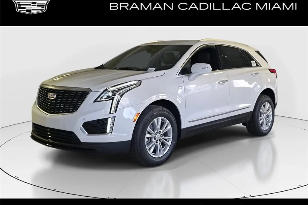2025 Cadillac XT5 Luxury photo 1