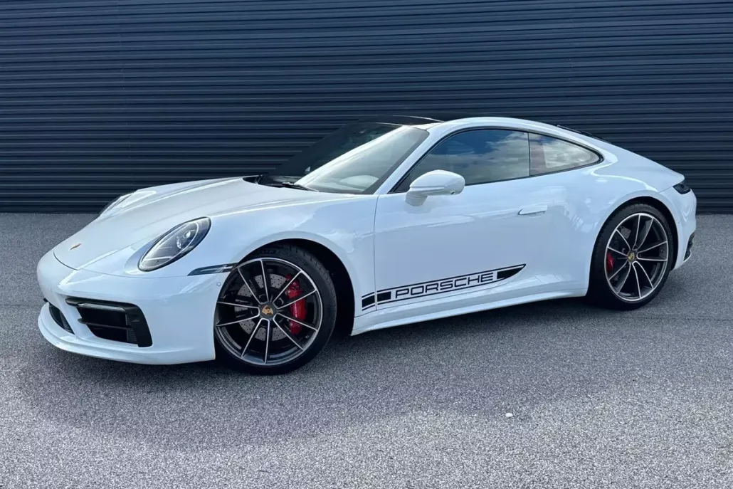 2023 Porsche 911 4S photo 1