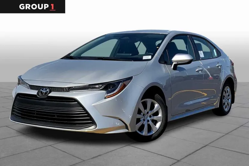 2026 Toyota Corolla LE photo 1