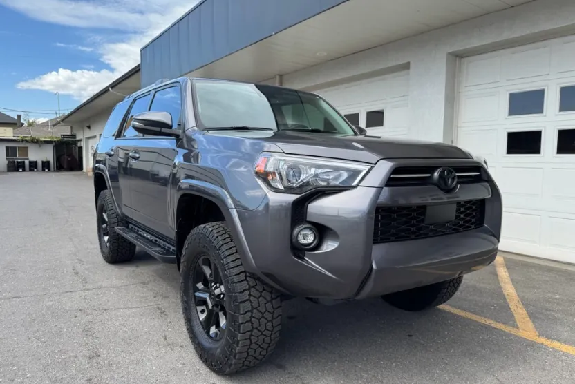 2022 Toyota 4Runner SR5 Premium photo 1