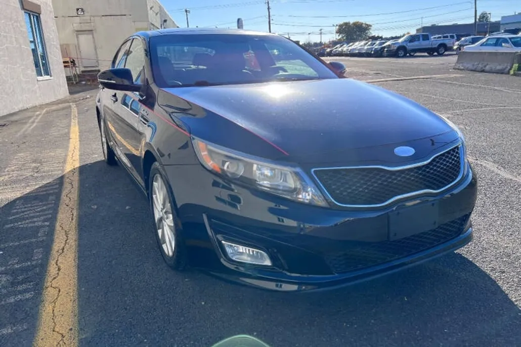 2014 Kia Optima EX photo 1
