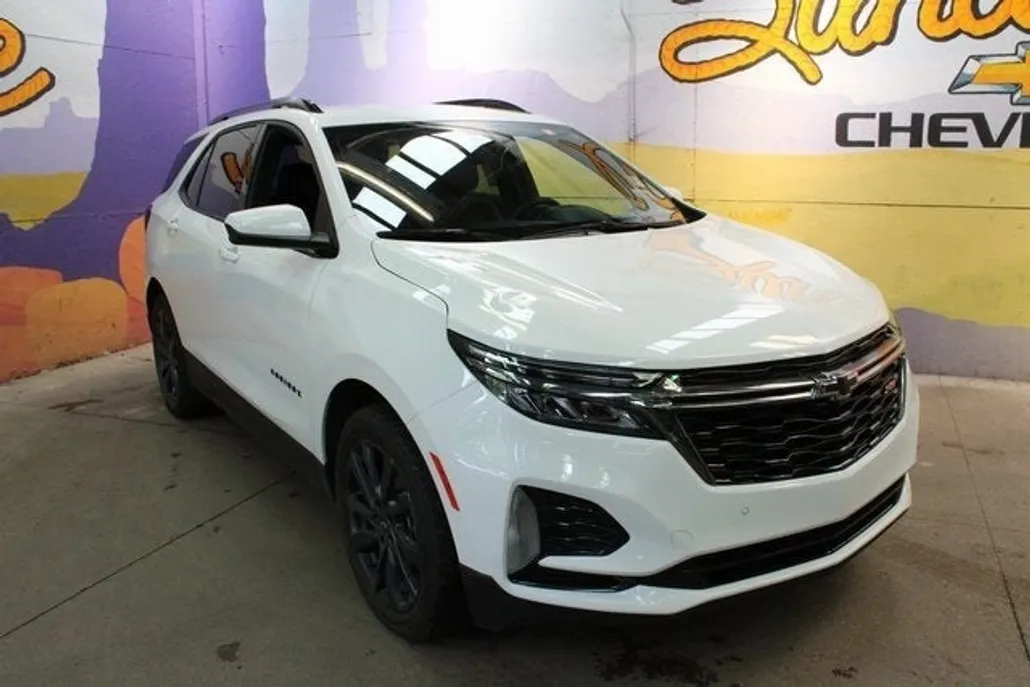 2023 Chevrolet Equinox RS photo 1
