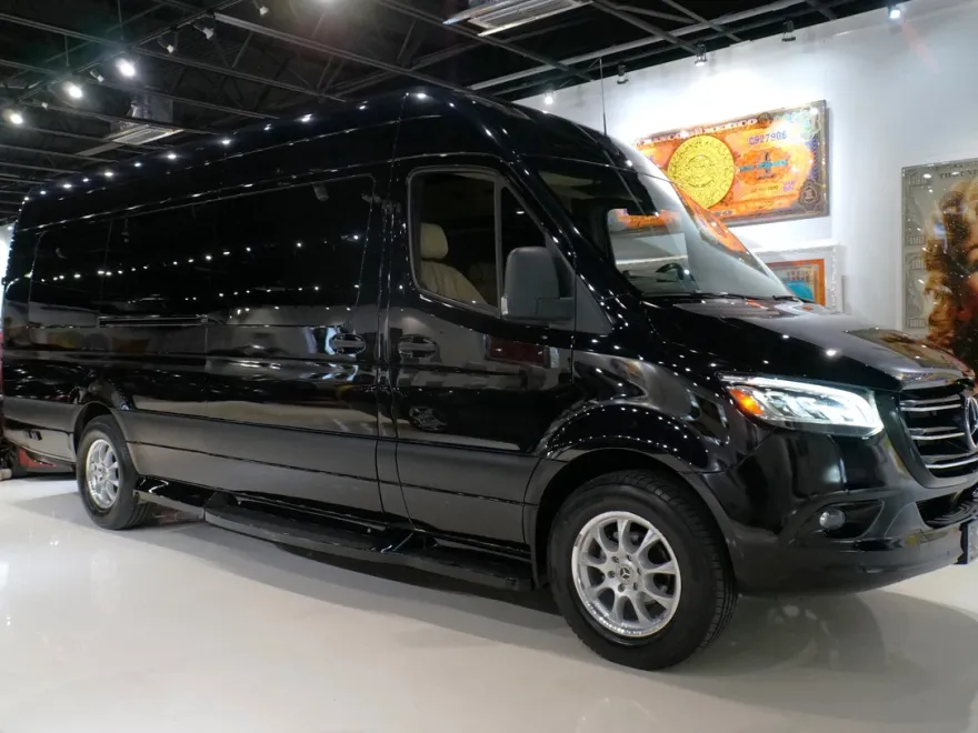 2020 Mercedes Benz Sprinter 3500 photo 1