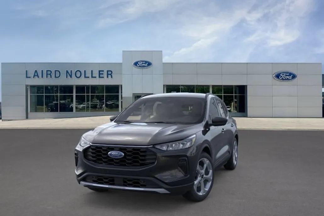 2025 Ford Escape ST-Line photo 1