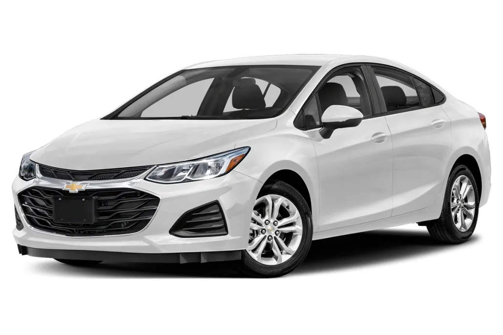 2019 Chevrolet Cruze LT photo 1