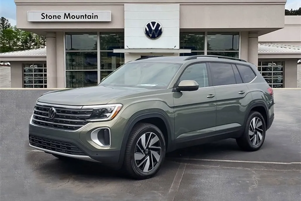 2026 Volkswagen Atlas SE Technology photo 1