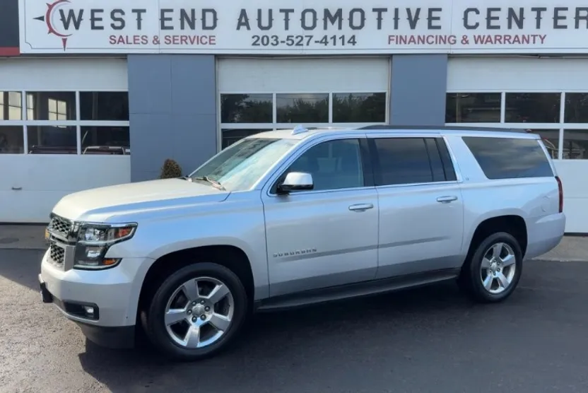 2015 Chevrolet Suburban LT photo 1