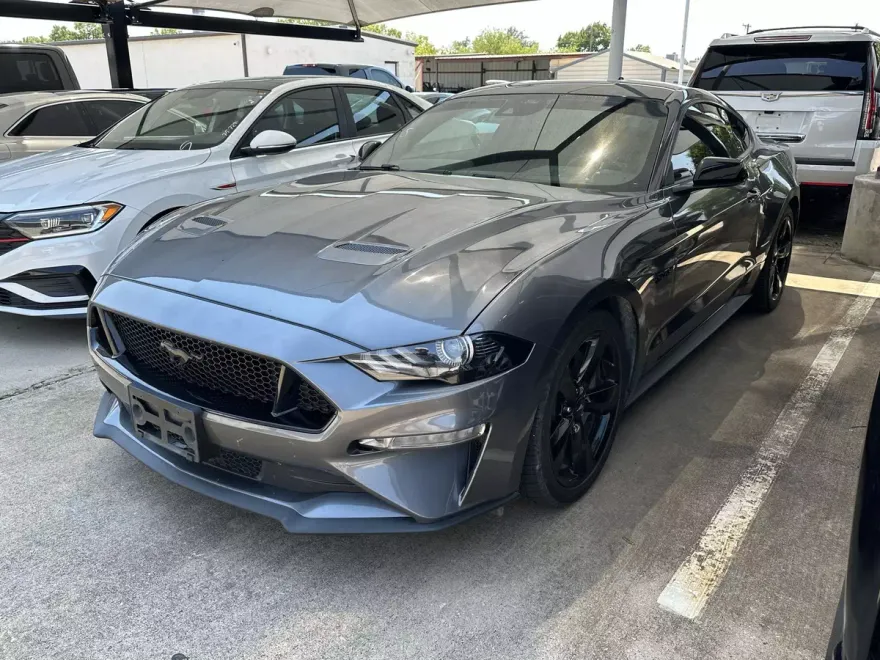2021 Ford Mustang GT photo 1