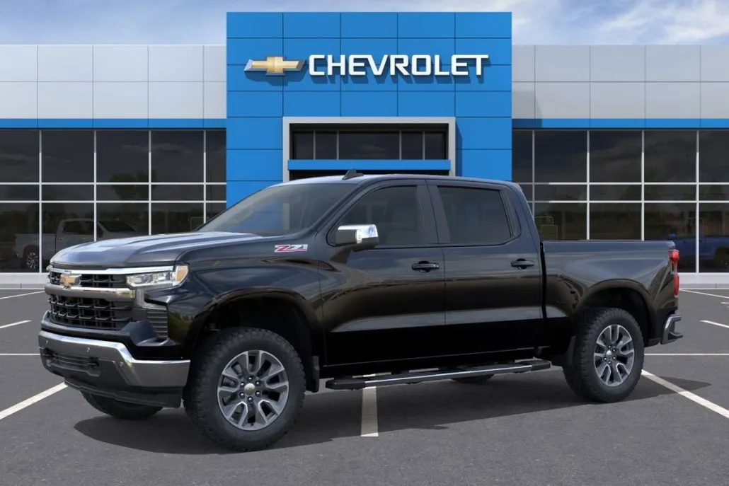 2026 Chevrolet Silverado 1500 LT photo 1