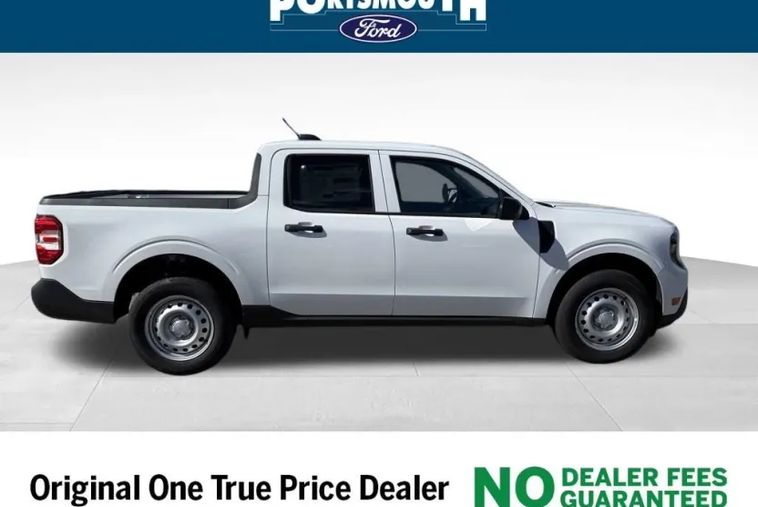 2025 Ford Maverick XL photo 1
