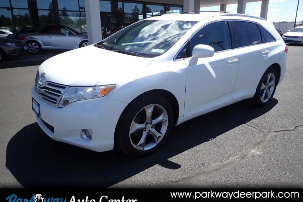 2011 Toyota Venza XLE photo 1