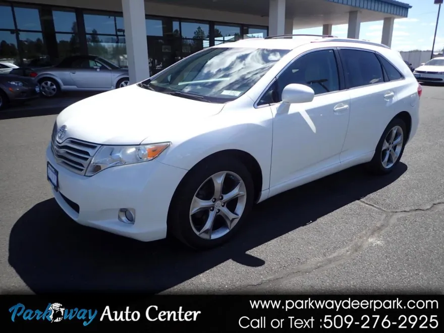2011 Toyota Venza XLE photo 1