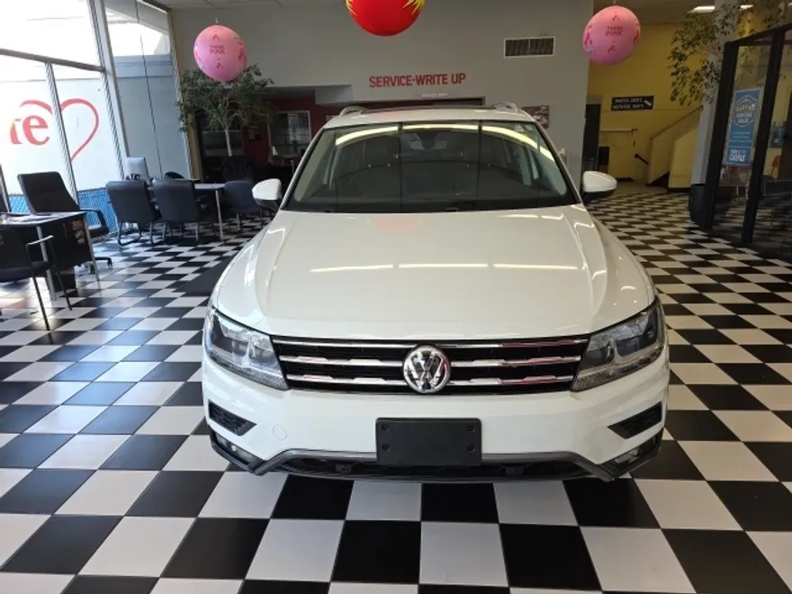 2021 Volkswagen Tiguan SEL photo 1