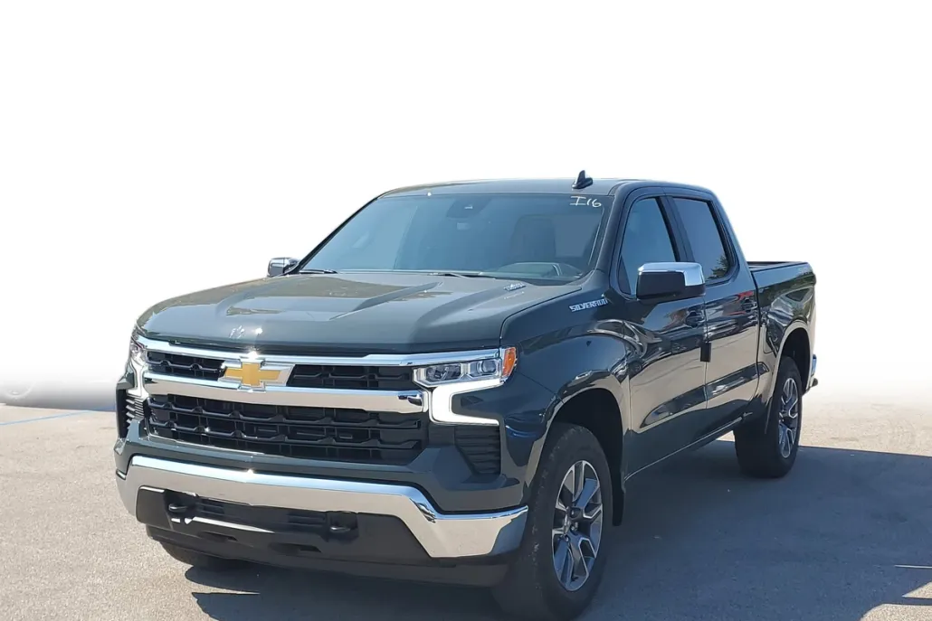 2026 Chevrolet Silverado 1500 LT photo 1