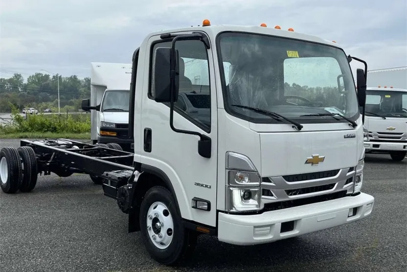 2024 Chevrolet Silverado 3500HD Base photo 1