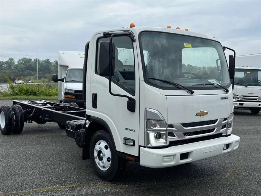 2024 Chevrolet Silverado 3500HD Base photo 1