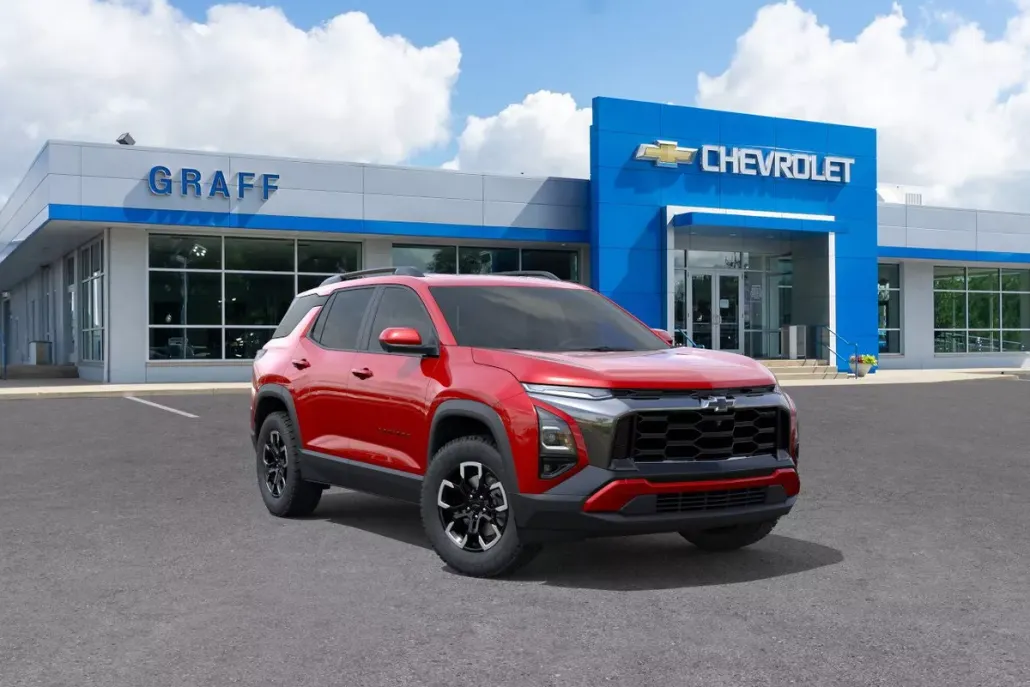 2026 Chevrolet Equinox ACTIV photo 1