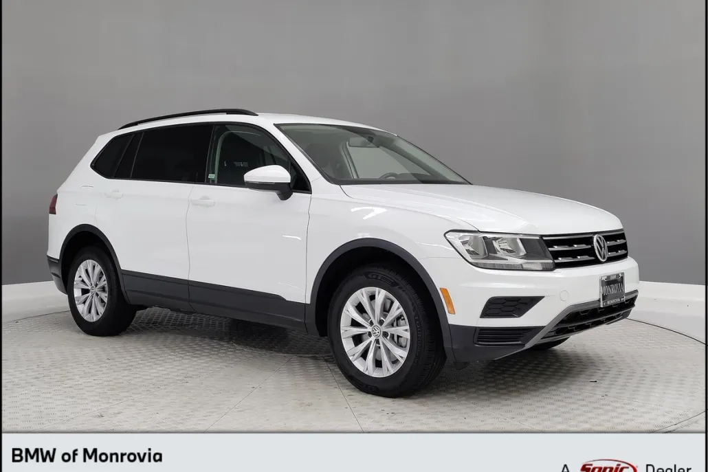 2020 Volkswagen Tiguan S photo 1