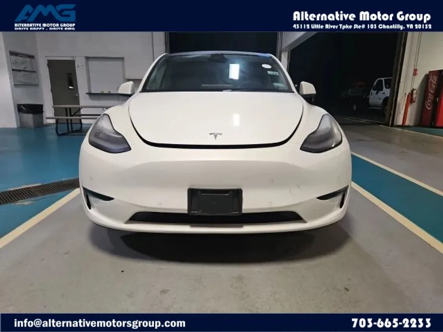 2021 Tesla Model Y Long Range photo 1