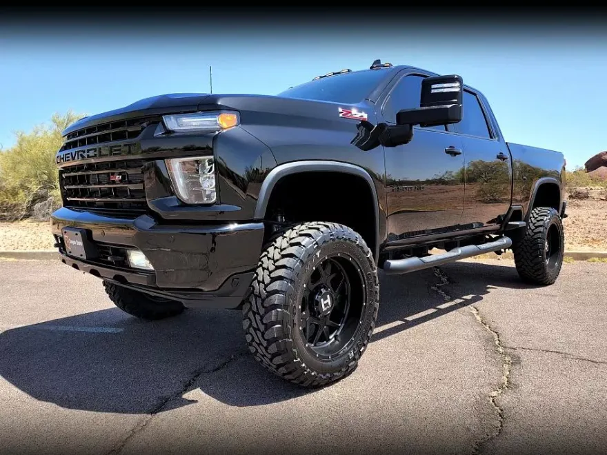 2022 Chevrolet Silverado 2500HD LTZ Midnight Edition photo 1