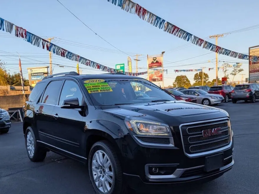 2016 Gmc Acadia SLT photo 1