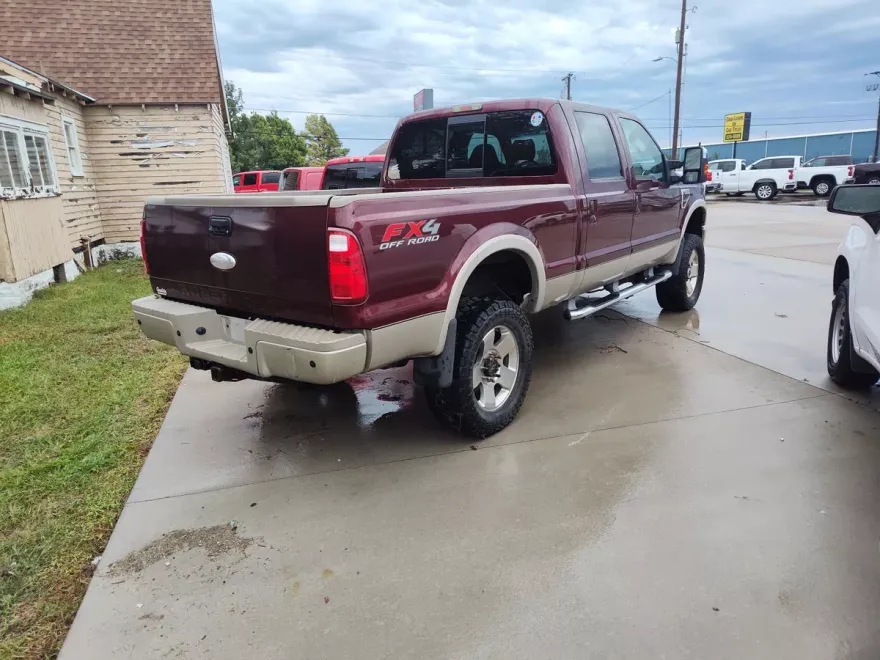 2010 Ford F-250 photo 1