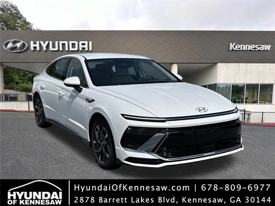 2025 Hyundai Sonata SEL photo 1