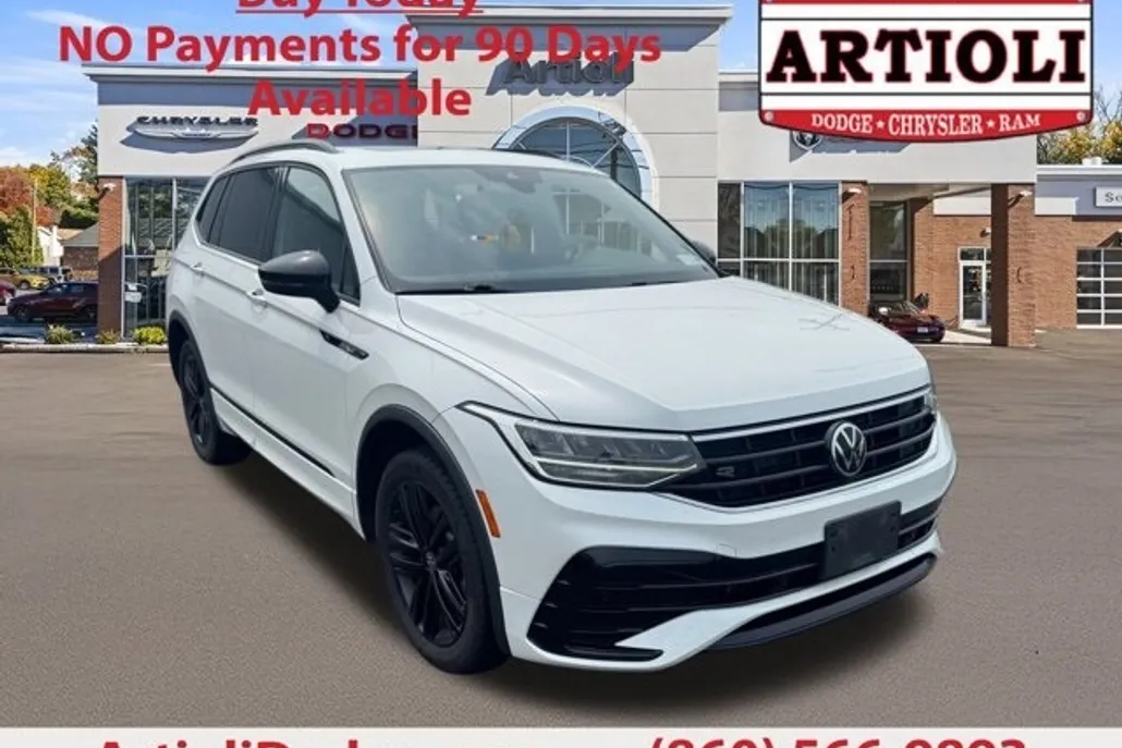 2022 Volkswagen Tiguan SE R-Line Black photo 1