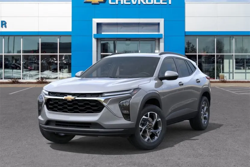 2026 Chevrolet Trax LT photo 1