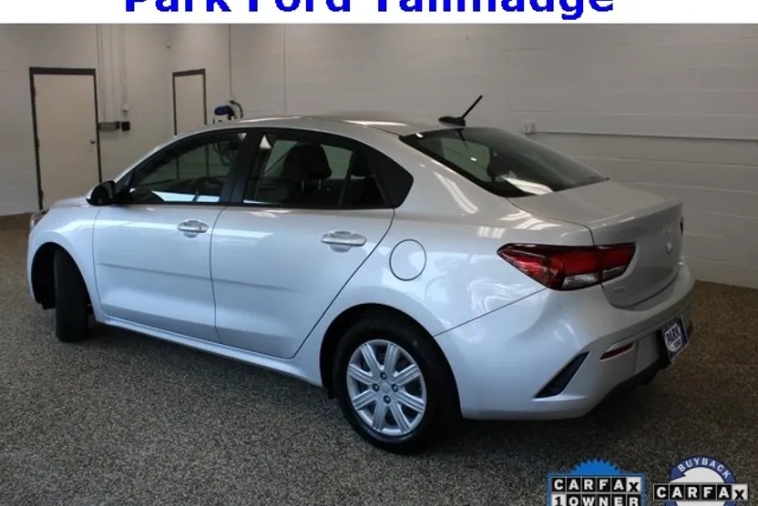 2023 Kia Rio LX S photo 1