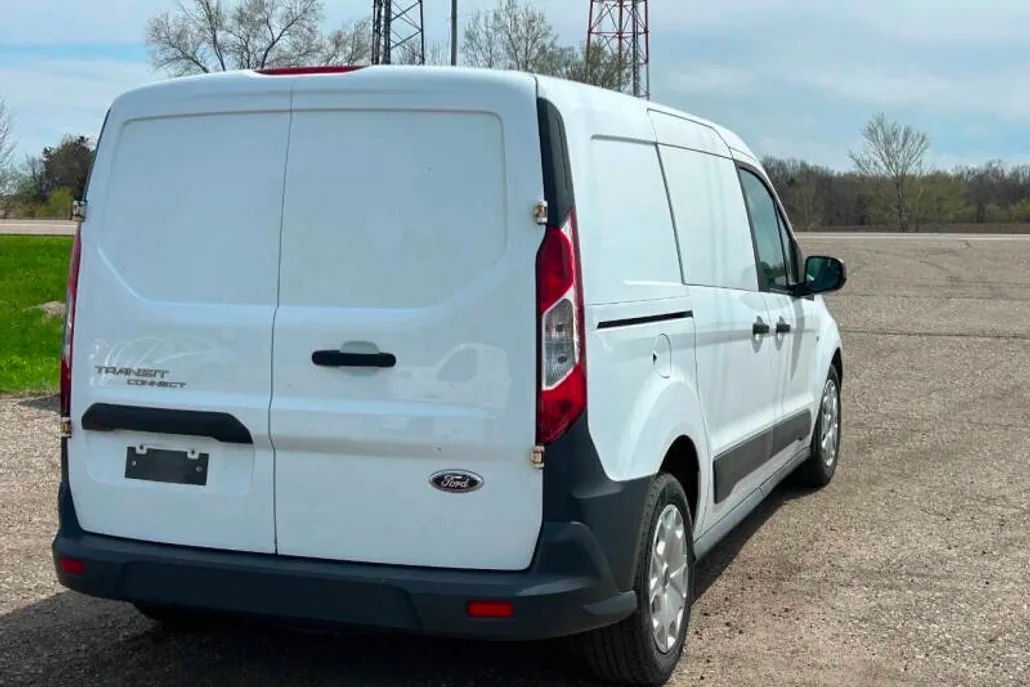 2015 Ford Transit Connect XL photo 1