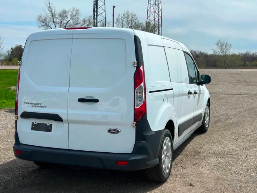 2015 Ford Transit Connect XL photo 1