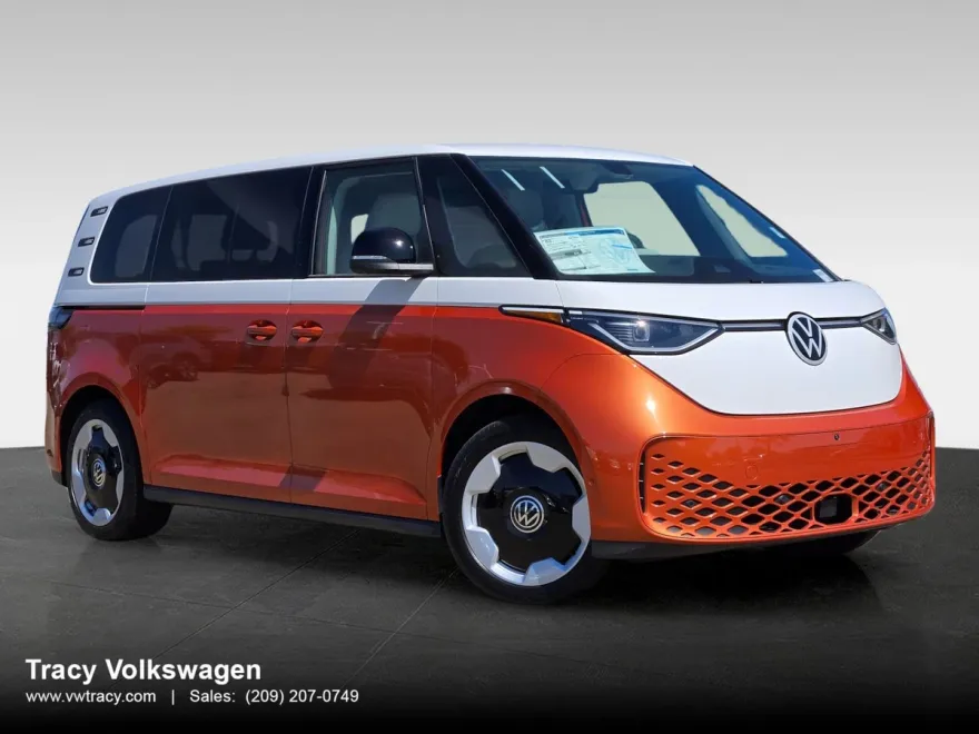 2025 Volkswagen ID. Buzz Pro Plus photo 1