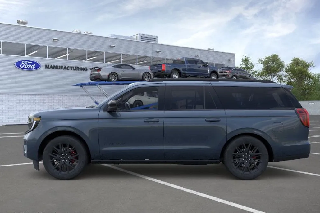 2025 Ford Expedition Platinum MAX photo 1