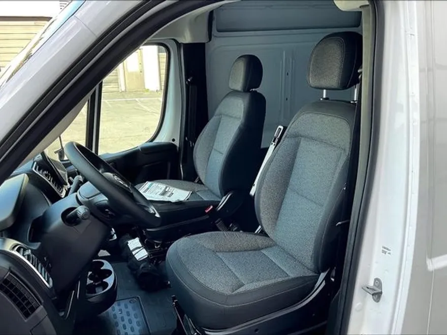 2025 Ram ProMaster 2500 photo 1