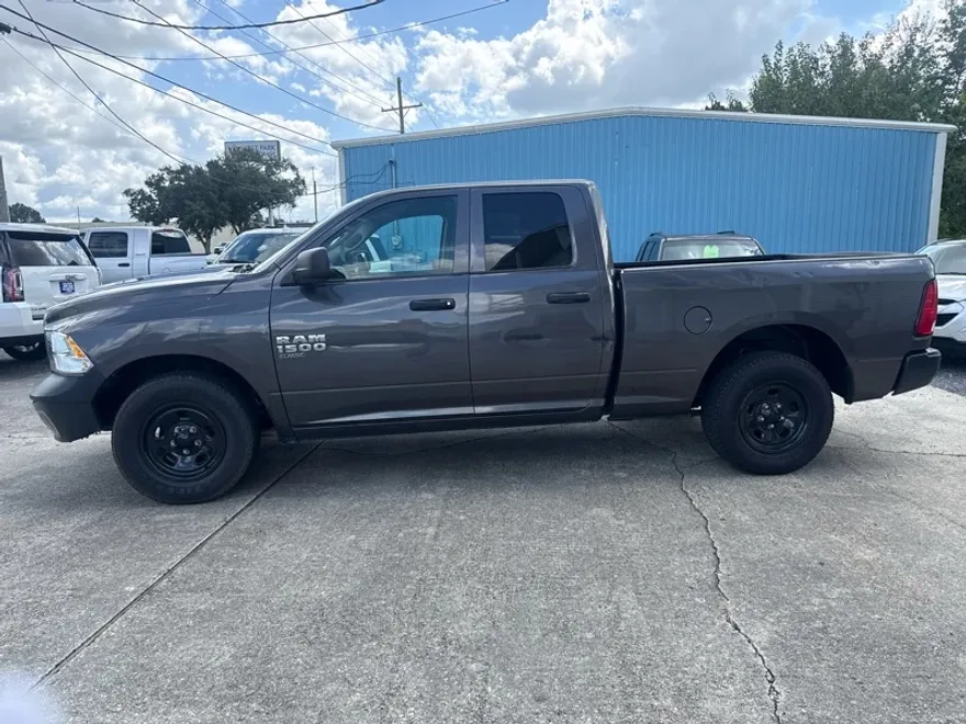 2019 Ram 1500 Classic Tradesman photo 1