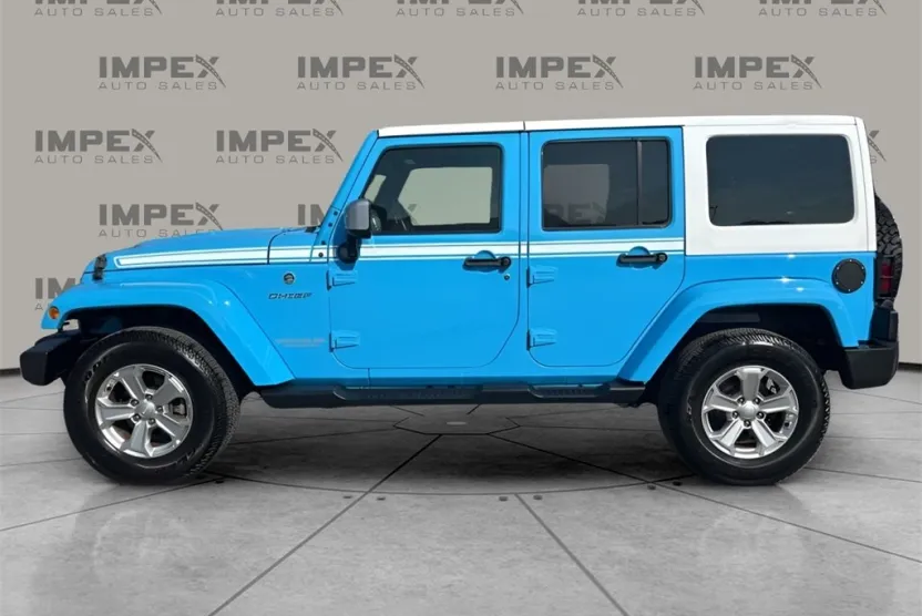 2017 Jeep Wrangler Unlimited Sahara photo 1