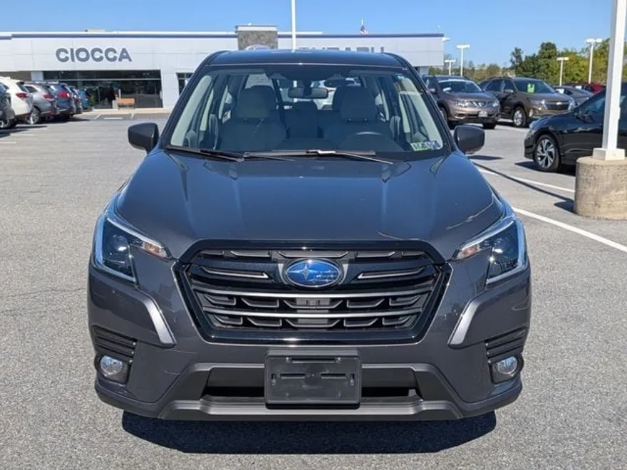 2022 Subaru Forester Base photo 1