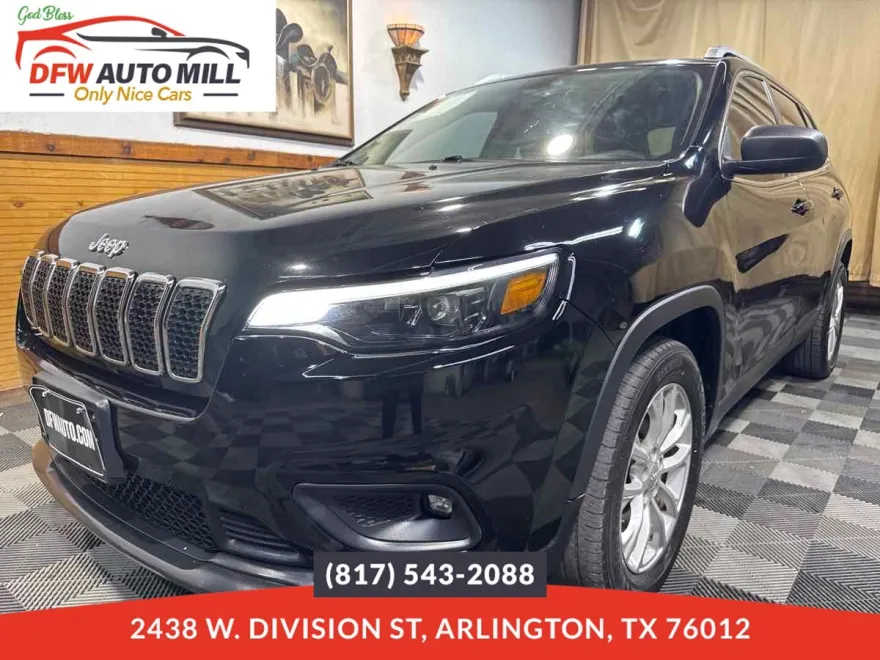 2019 Jeep Cherokee Latitude photo 1