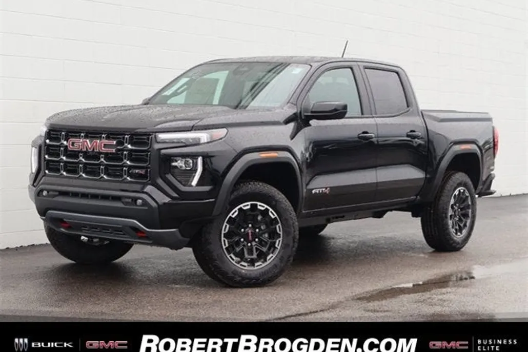 2026 Gmc Canyon AT4 photo 1