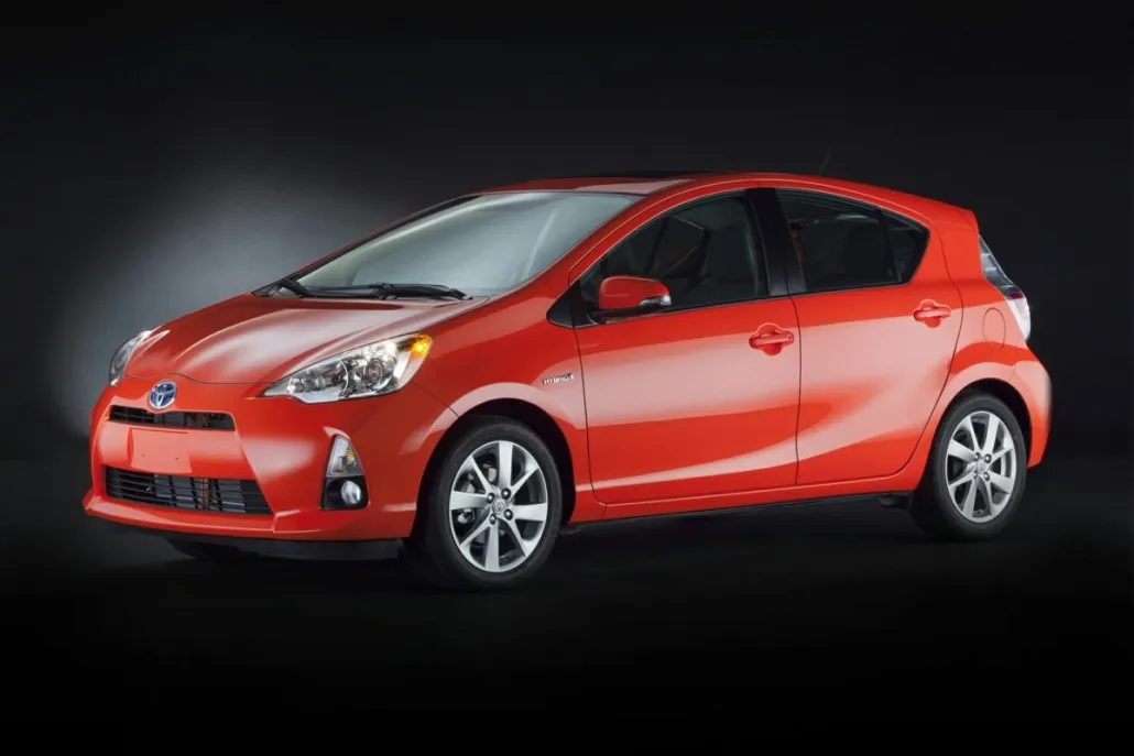 2014 Toyota Prius C Four photo 1